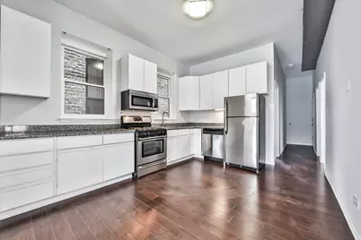 1225 W Erie Street, Chicago, IL 60642 - Photo 3