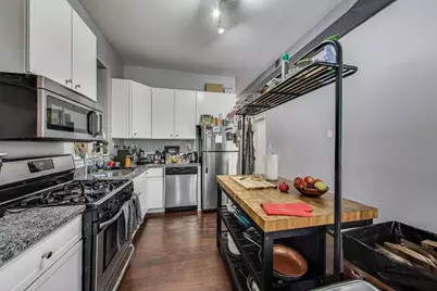 1225 W Erie Street, Chicago, IL 60642 - Photo 9