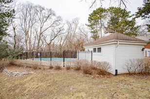 1410 Pebblecreek Dr, Glenview, IL 60025 - Photo 27