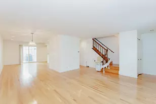 1410 Pebblecreek Dr, Glenview, IL 60025 - Photo 3