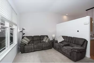 220 S Wildrose Court, Round Lake, IL 60073 - Photo 15