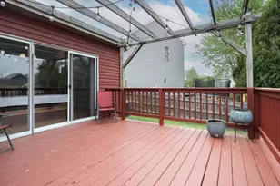 220 S Wildrose Ct, Round Lake, IL 60073 - Photo 29