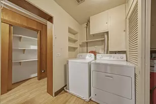 13 W Kenilworth Ave, Prospect Heights, IL 60070 - Photo 17