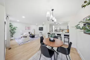 510 Waterford Dr, Oswego, IL 60543 - Photo 9