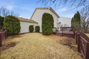 510 Waterford Dr, Oswego, IL 60543 - Photo 25