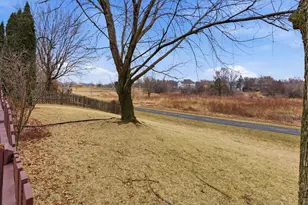 510 Waterford Dr, Oswego, IL 60543 - Photo 27