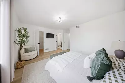 510 Waterford Drive, Oswego, IL 60543 - Photo 17