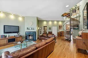 808 S Bishop St, Chicago, IL 60607 - Photo 3