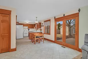 123 Fox Chase Dr S, Oswego, IL 60543 - Photo 13