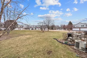 1354 Essex St, Algonquin, IL 60102 - Photo 19