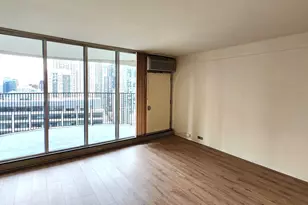 300 N State St, Chicago, IL 60654 - Photo 3