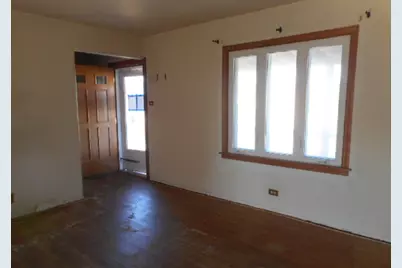 221 E Dickens Avenue, Northlake, IL 60164 - Photo 9