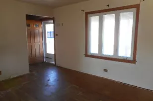 221 E Dickens Ave, Northlake, IL 60164 - Photo 9