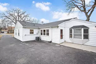 18511 Argyle Ave, Homewood, IL 60430 - Photo 23