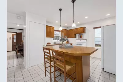 18511 Argyle Avenue, Homewood, IL 60430 - Photo 7