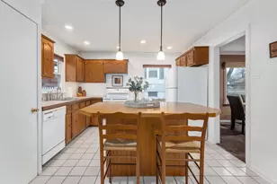 18511 Argyle Ave, Homewood, IL 60430 - Photo 9