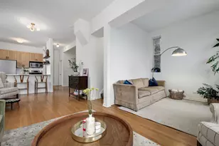 1409 W Superior St, Chicago, IL 60642 - Photo 11