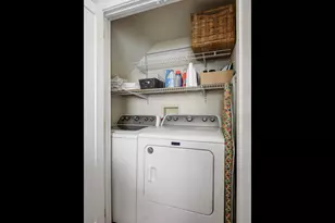 1409 W Superior St, Chicago, IL 60642 - Photo 21