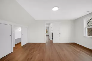 2130 N 74th Ct, Elmwood Park, IL 60707 - Photo 11