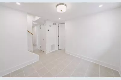 11735 S Indiana Avenue, Chicago, IL 60628 - Photo 23