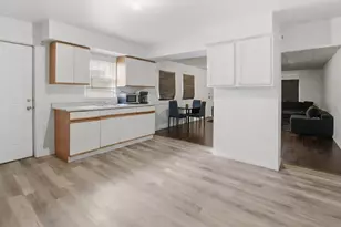 11735 S Indiana Ave, Chicago, IL 60628 - Photo 5