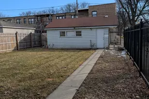 7759 S Indiana Ave, Chicago, IL 60619 - Photo 17