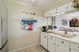 673 Cardinal Ct, Grayslake, IL 60030 - Photo 11