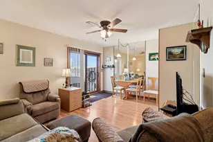 673 Cardinal Ct, Grayslake, IL 60030 - Photo 5