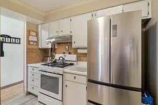 673 Cardinal Ct, Grayslake, IL 60030 - Photo 13