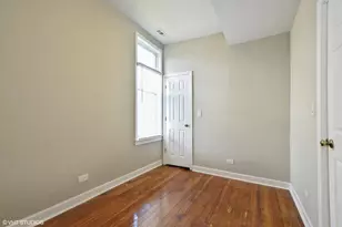 3833 W Arthington St, Chicago, IL 60624 - Photo 9