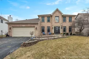 2836 Fairhauser Ct, Naperville, IL 60564 - Photo 1