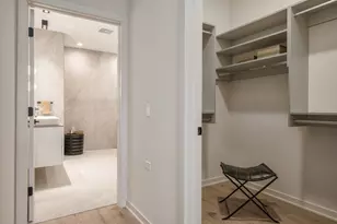 8000 W O'Connor Dr, River Grove, IL 60171 - Photo 9