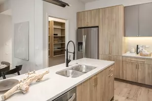 8000 W O'Connor Dr, River Grove, IL 60171 - Photo 5