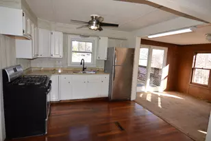 1114 Jackson Ave, Wauconda, IL 60084 - Photo 3