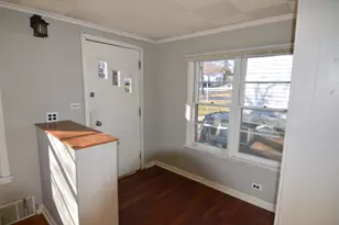 1114 Jackson Ave, Wauconda, IL 60084 - Photo 9