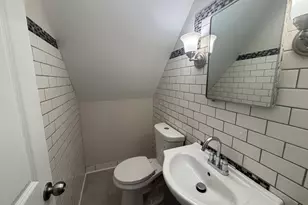 9631 S Francisco Ave, Evergreen Park, IL 60805 - Photo 7