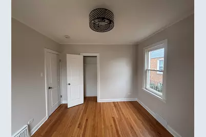 9631 S Francisco Avenue, Evergreen Park, IL 60805 - Photo 3