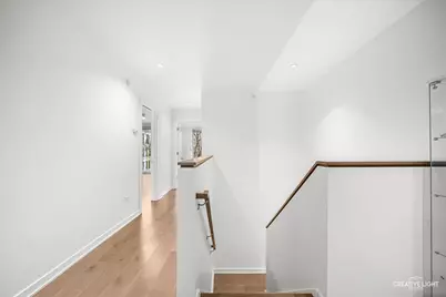 204 N Park Drive, Chicago, IL 60601 - Photo 23