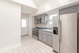 11118 S Trumbull Ave, Chicago, IL 60655 - Photo 5