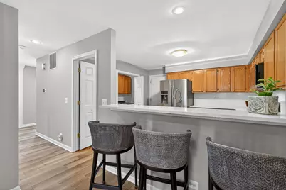 1650 W Ethans Glen Drive, Palatine, IL 60067 - Photo 11