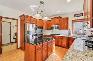 143 Pineridge Dr S, Oswego, IL 60543 - Photo 9