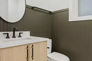 2126 W Thomas St, Chicago, IL 60622 - Photo 13