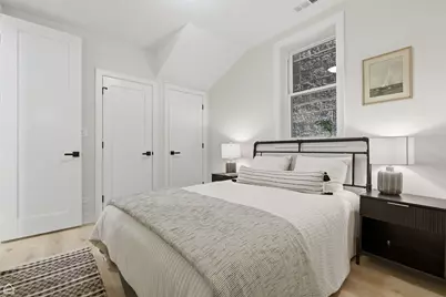 2126 W Thomas Street, Chicago, IL 60622 - Photo 9