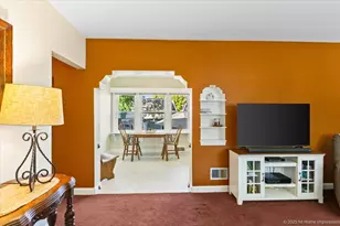 9206 S Troy Ave, Evergreen Park, IL 60805 - Photo 7