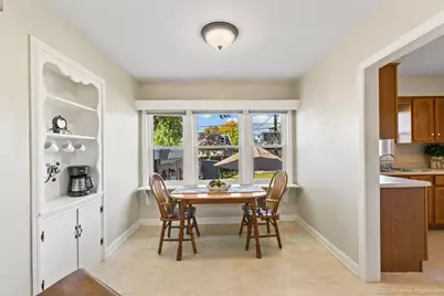 9206 S Troy Avenue, Evergreen Park, IL 60805 - Photo 9