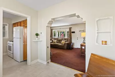 9206 S Troy Avenue, Evergreen Park, IL 60805 - Photo 11