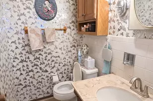 1320B Lore Ln, Lombard, IL 60148 - Photo 7