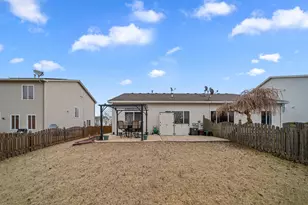 3011 Hoffman St, Plano, IL 60545 - Photo 17