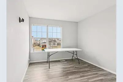 2410 Miriam Avenue, Zion, IL 60099 - Photo 11