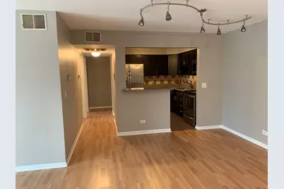 1125 Pleasant Run Drive #810, Wheeling, IL 60090 - Photo 3